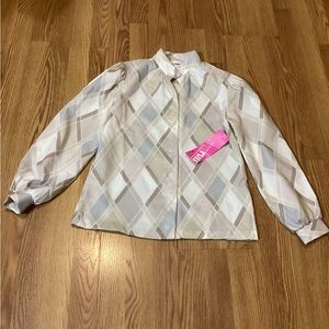 Women’s blouse Vintage size 10 Brand rrrrruss